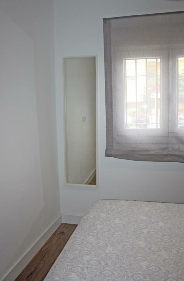 Apartamentos Angelita Plaza Beach Málaga Exteriör bild