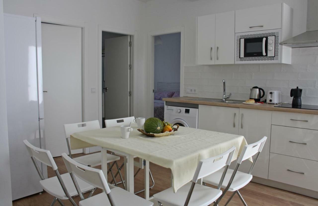 Apartamentos Angelita Plaza Beach Málaga Exteriör bild
