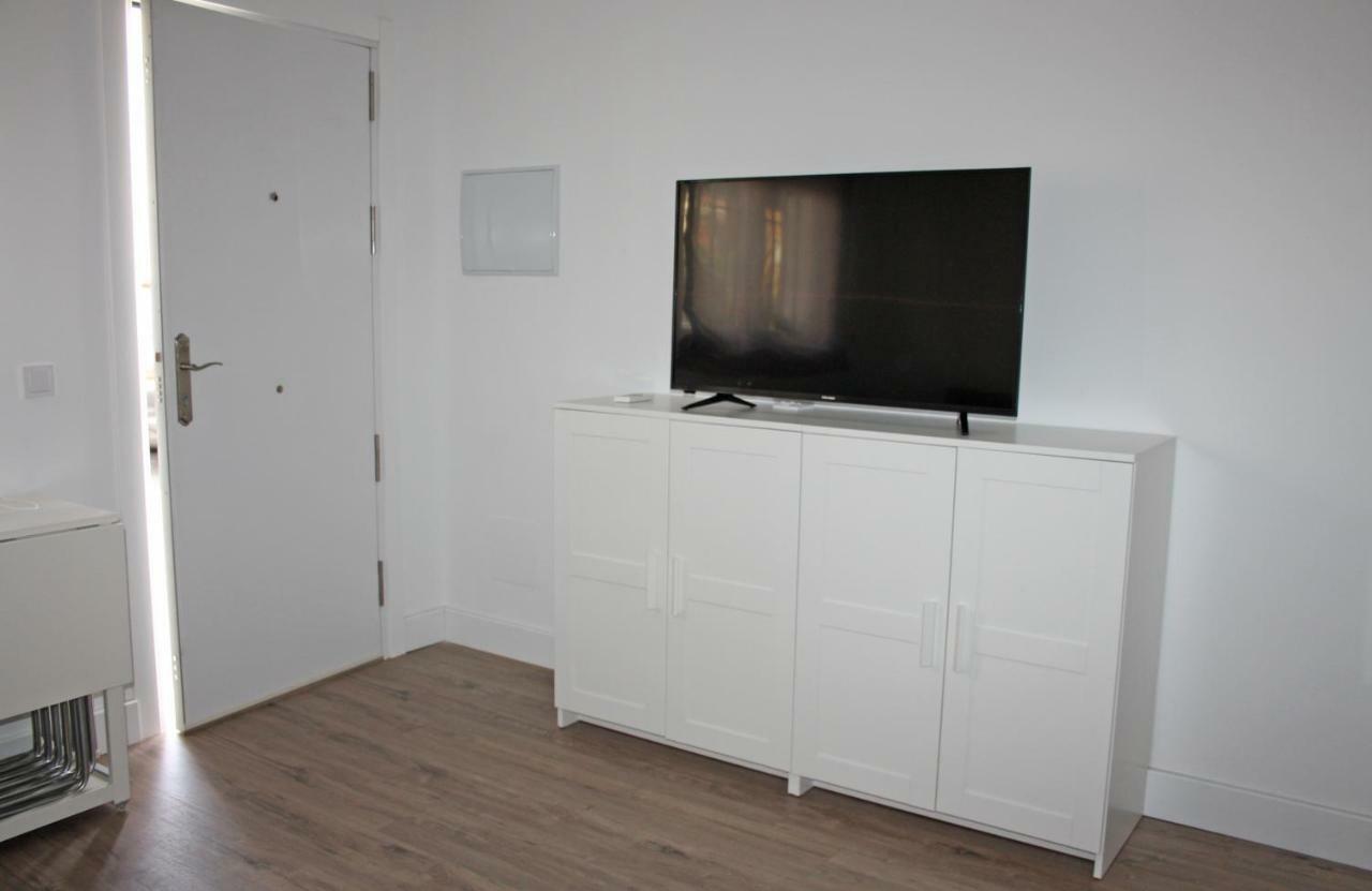 Apartamentos Angelita Plaza Beach Málaga Exteriör bild
