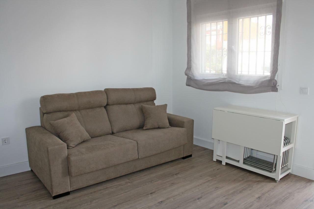 Apartamentos Angelita Plaza Beach Málaga Exteriör bild