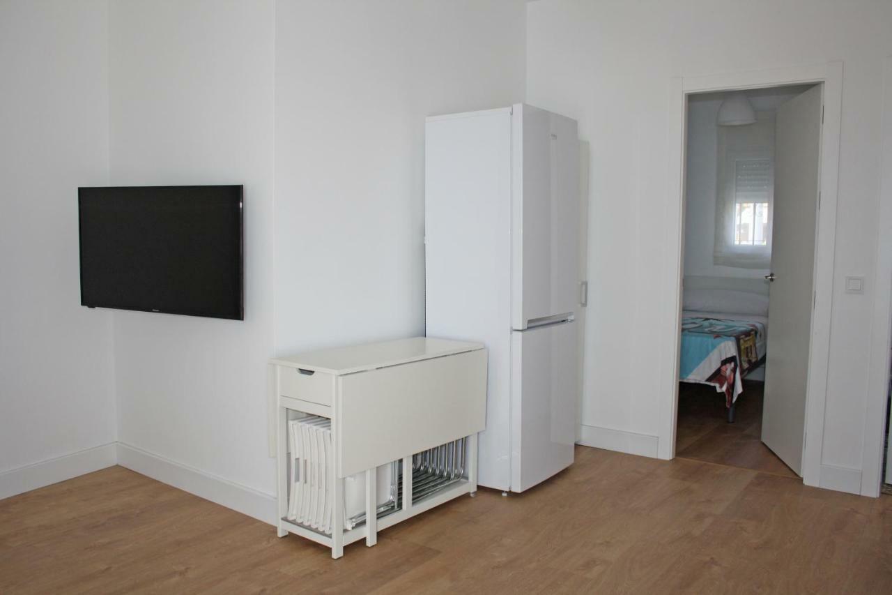 Apartamentos Angelita Plaza Beach Málaga Exteriör bild