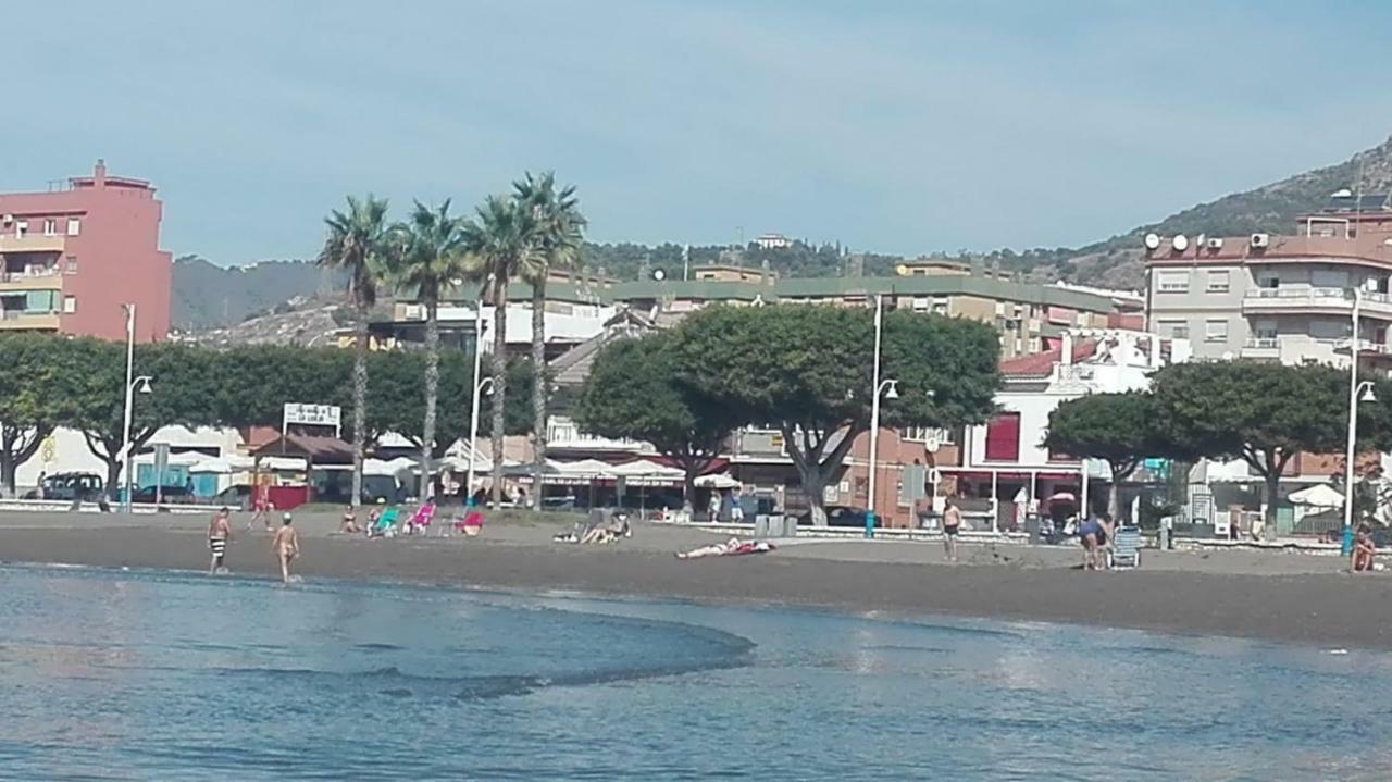 Apartamentos Angelita Plaza Beach Málaga Exteriör bild