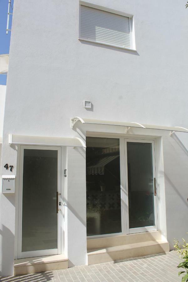 Apartamentos Angelita Plaza Beach Málaga Exteriör bild