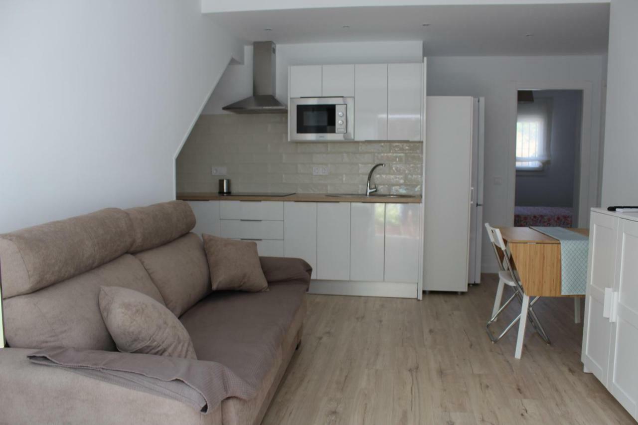 Apartamentos Angelita Plaza Beach Málaga Exteriör bild